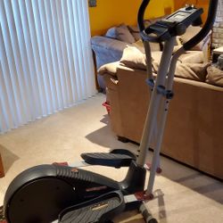 Elliptical : ProForm Reflex Step 650 Cardio Crosstrainer