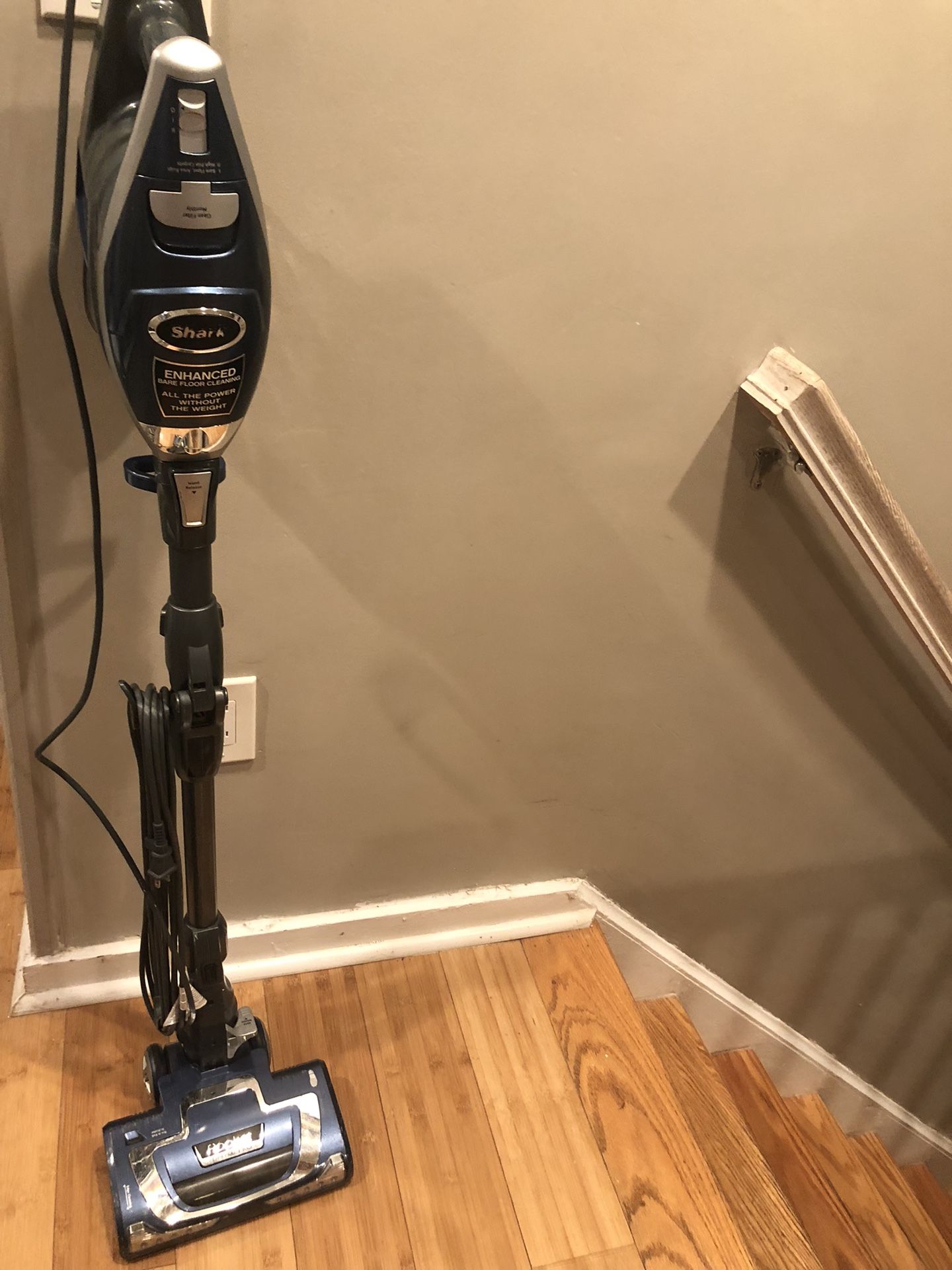 Shark Rocket Deluxe Pro Bagless Stick Foldable Vacuum