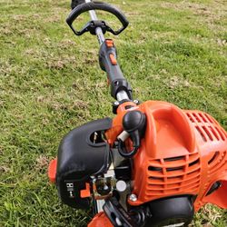 EACHO GAS WEED EATER LIKE NEW