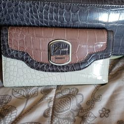 Guess Purse With Matching Wallet 