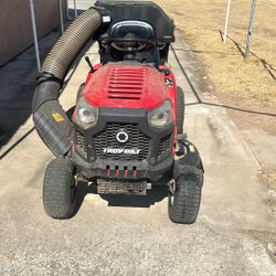 Troy-Bilt 42” Riding Lawn Mower w/ Twin Bagger – Runs Great!