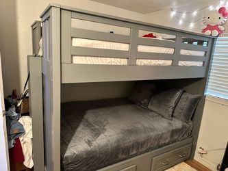 Full over full size beds.  ( mattress included)