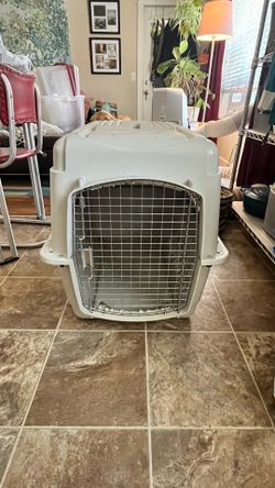 Petmate dog kennel
