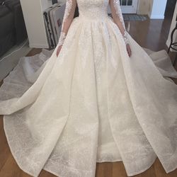 Wedding Dress-Never Worn