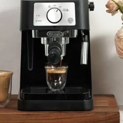 Delonghi Espresso Machine 