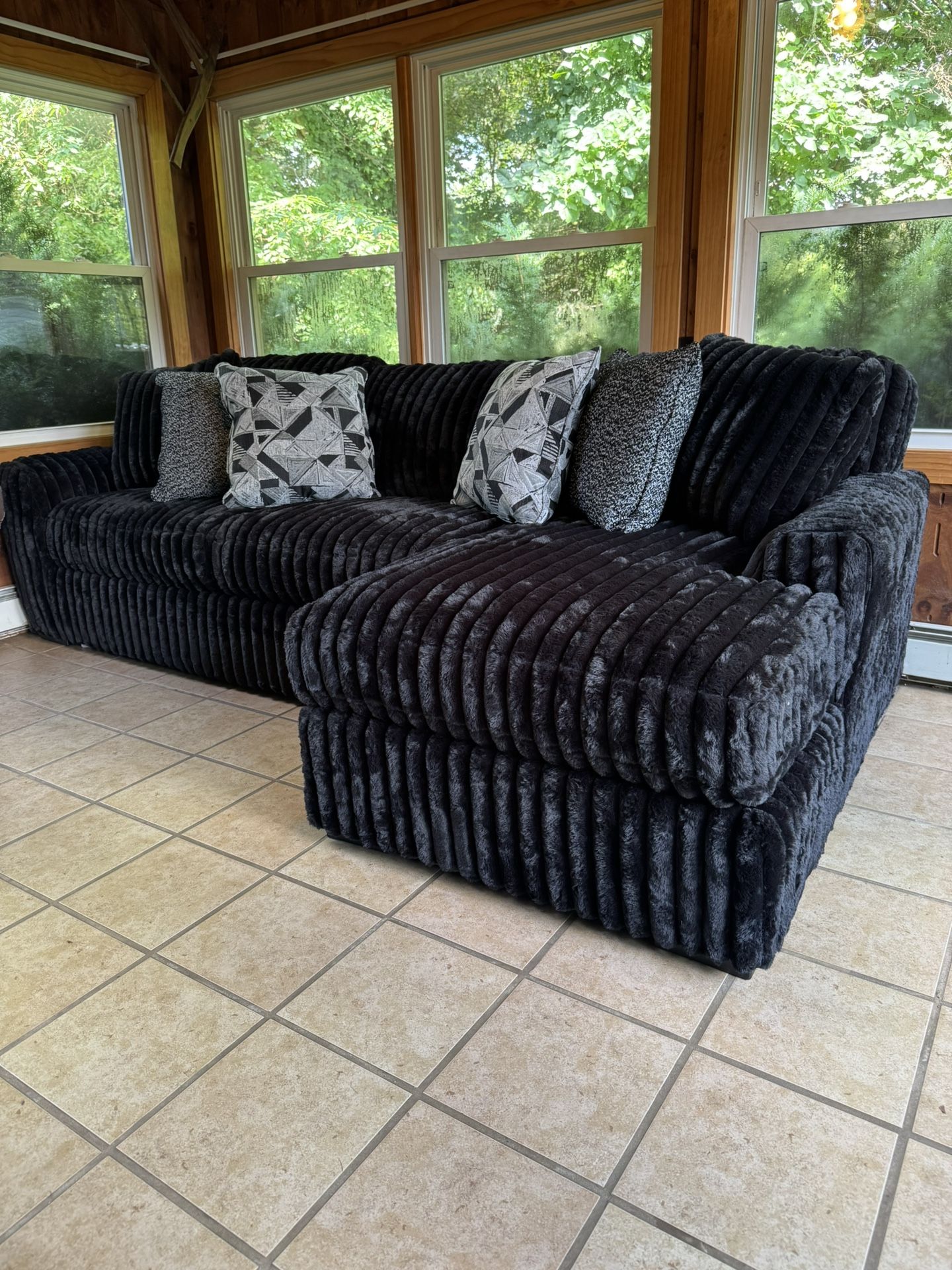 NEW Ashley Midnight Madness Sectional