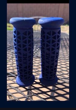 GT A’ME BLUE Waffle Grips OLDSCHOOL MADE IN THE USA