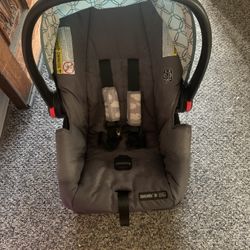 Graco Infant Car seat