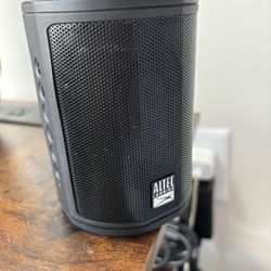 Bluetooth Speaker 
