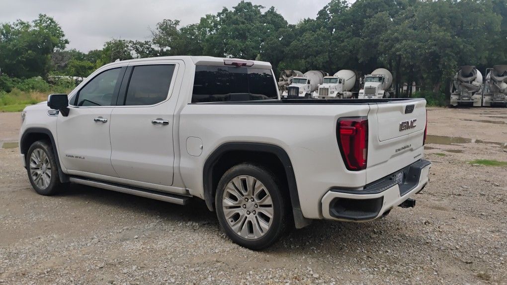 2019 GMC Denali 4x4