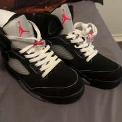 New Metallic Jordan 5s