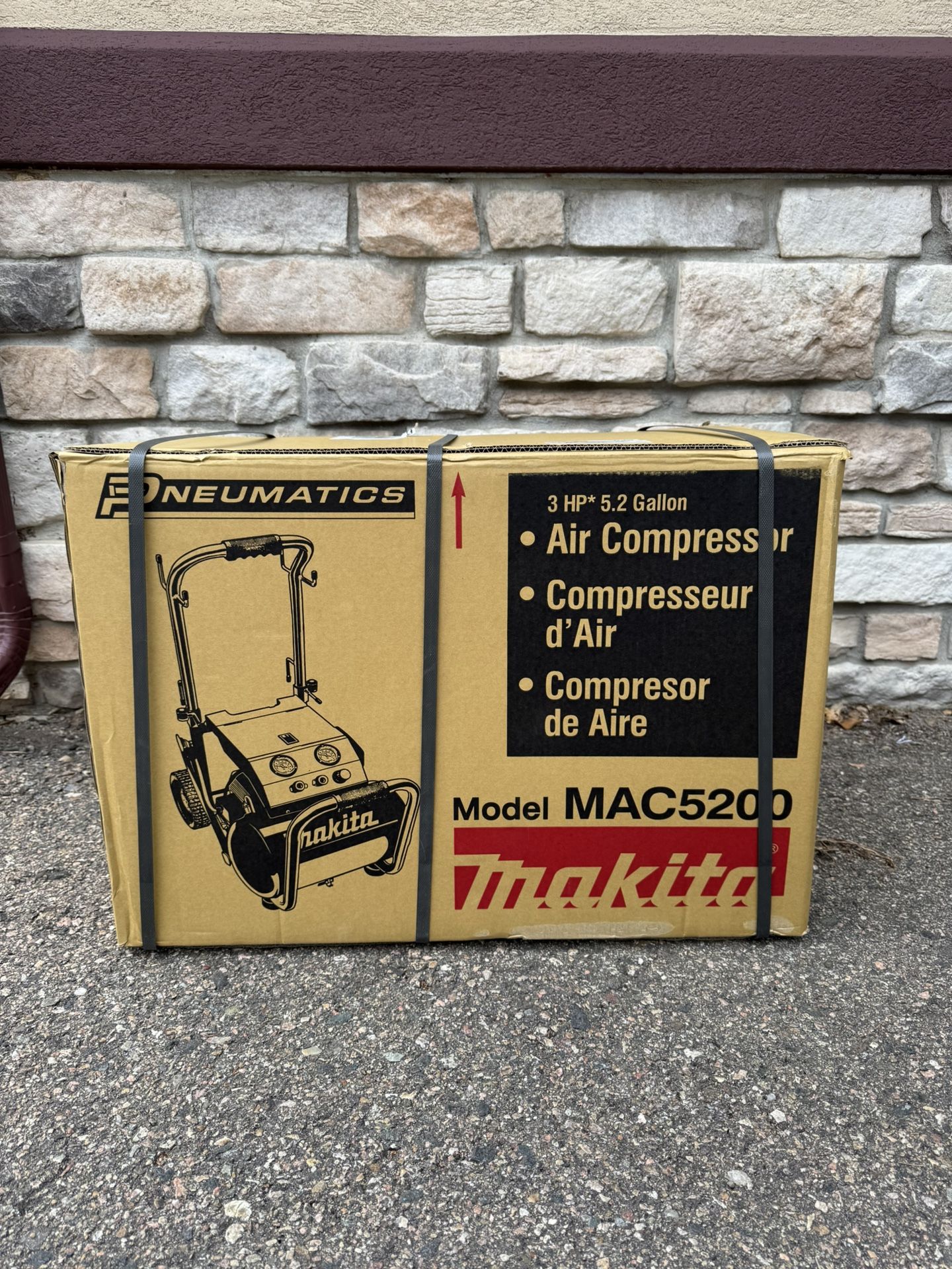 NEW Makita Big Bore Air Compressor