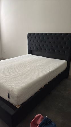 Brand new bed with mattress
