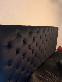 tuffed king bed frame