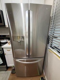 LG FRENCH DOOR REFRIGERATOR