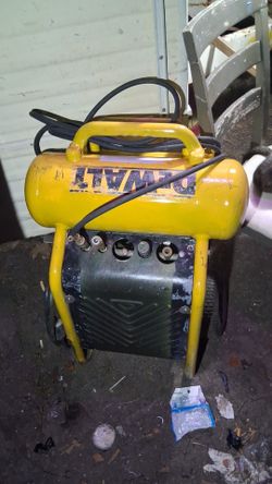 Air compressor