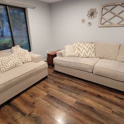 OLD CANNERY Off White Couch And Loveseat