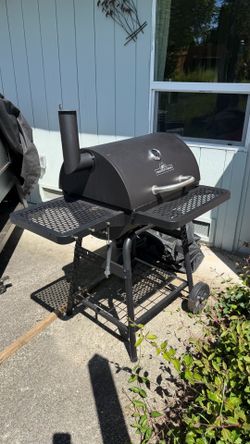 Charcoal smoker grill