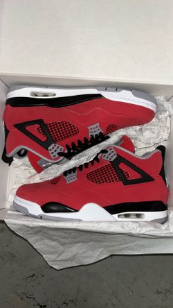 Air Jordan Toro 4s