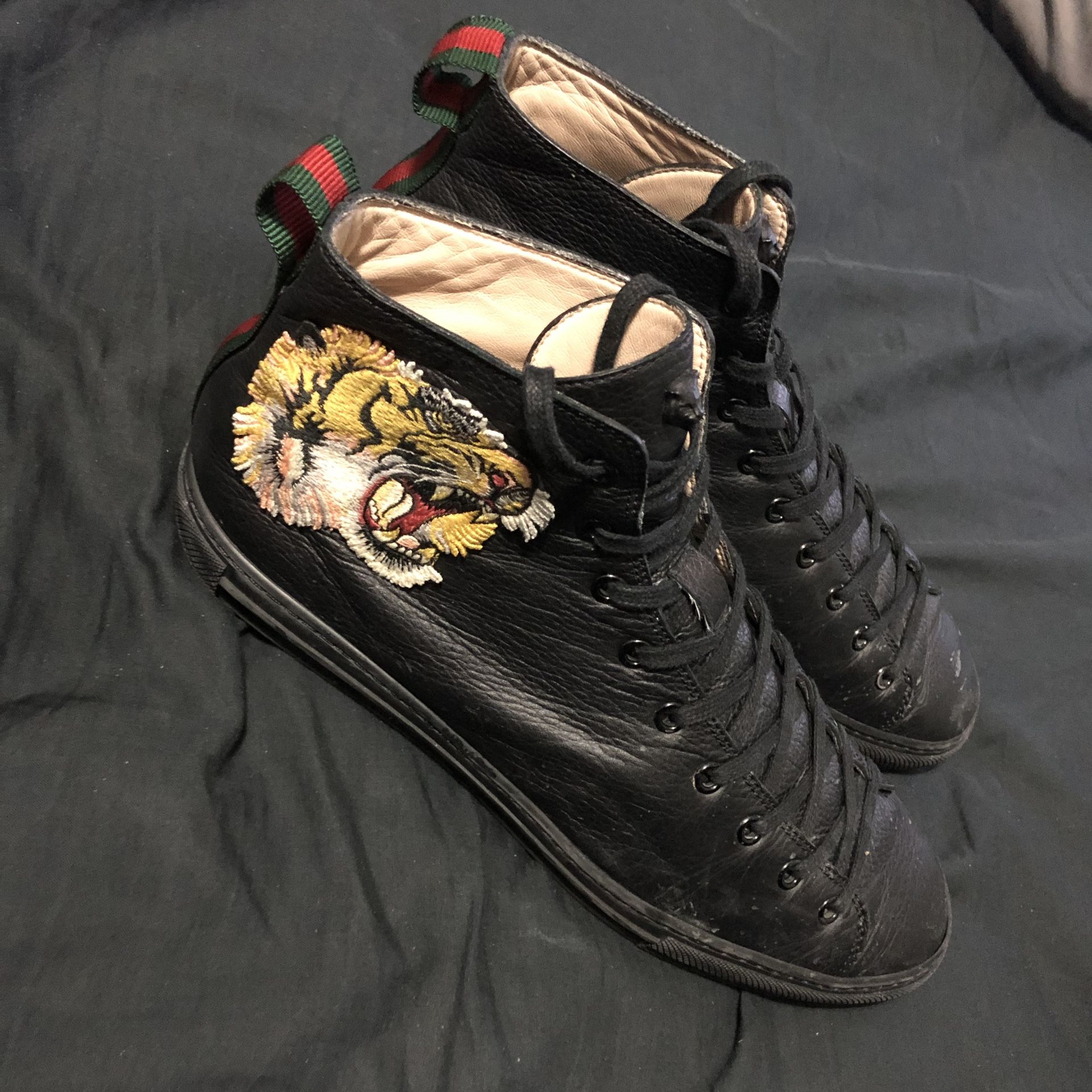 Gucci Leather high-top with tiger (9.5 US)