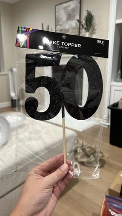 Cake topper