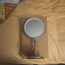 Rechargable Light Up Make Up Mirror