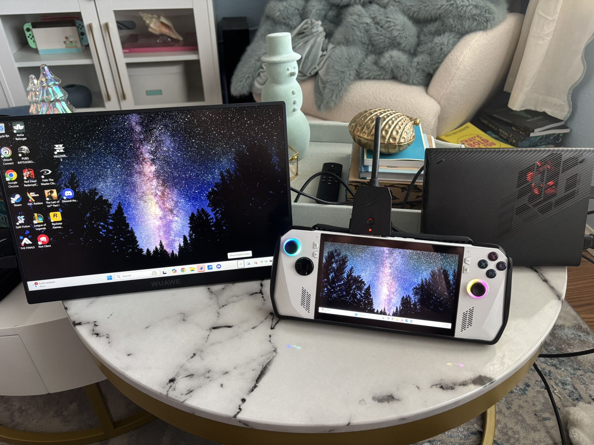 ROG Ally Z1 Extreme + Asus 6850M XT eGPU