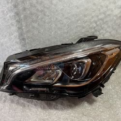 2017-2018-2019 MERCEDES BENZ CLA CLASS LEFT HEADLIGHT LED OEM