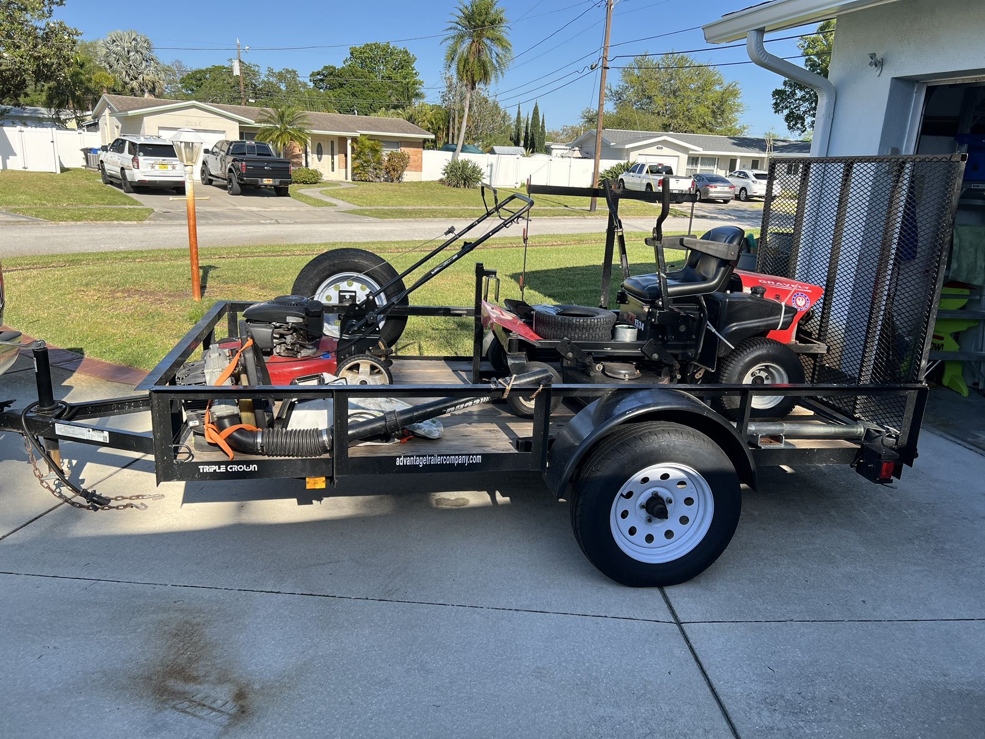 Located In St. Pete Lawn Care Starter Kit.  Trailer, Zero Turn & Blower …will Sell As Individual Items 