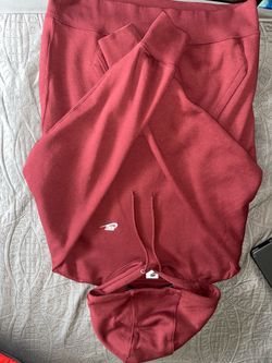 Nike pullover hoodie never worn!