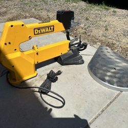 DeWalt Scroll Saw 