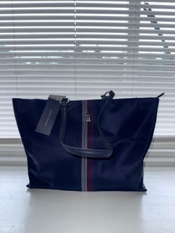 Tommy Hilfiger • Guess • Nautica • U.S. Polo Assn.