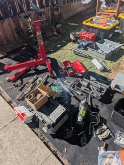 TOOLS! NOT FREE! YARD SALE
