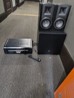 Complete Stereo Setup With Subwoofer And Turntable