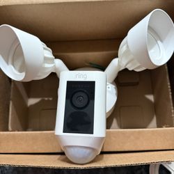 Ring Floodlights Plus Cam (white)