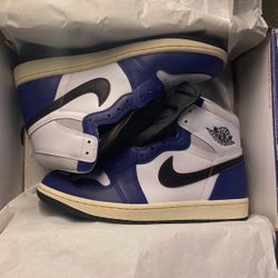 Air Jordan 1 Retro OG High Rare Air - Deep Royal Blue