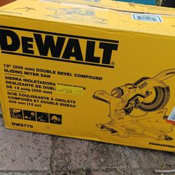 DeWalt Mitar Saw And Stand