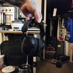 Hyper Wireless Gaming Headset 