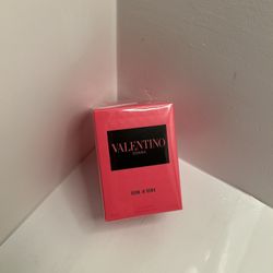 Valentino Donna (female) 