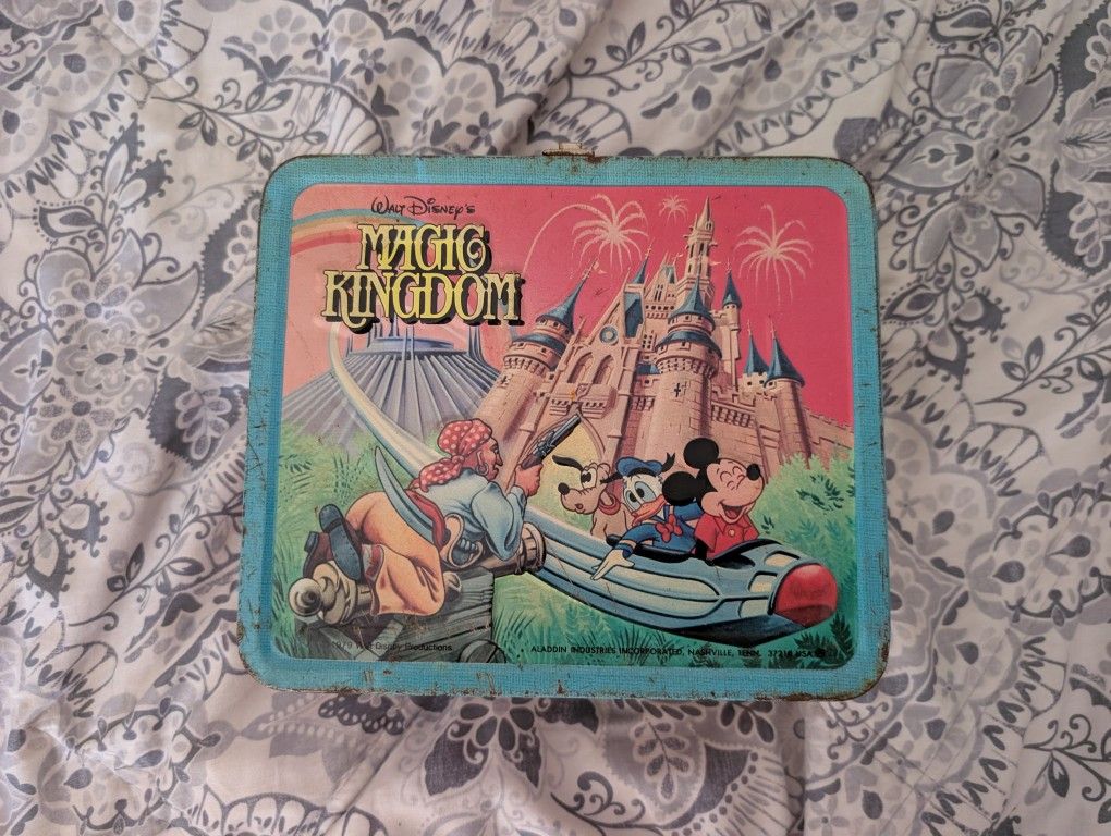 Walt Disney Magic Kingdom 1979 Vintage Lunch Box