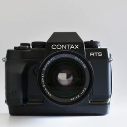 Contax RTS 3 - 35mm - 70mm Carl Zeiss Lens