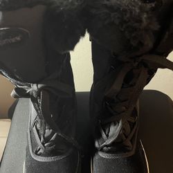 Ladies Snow Boots