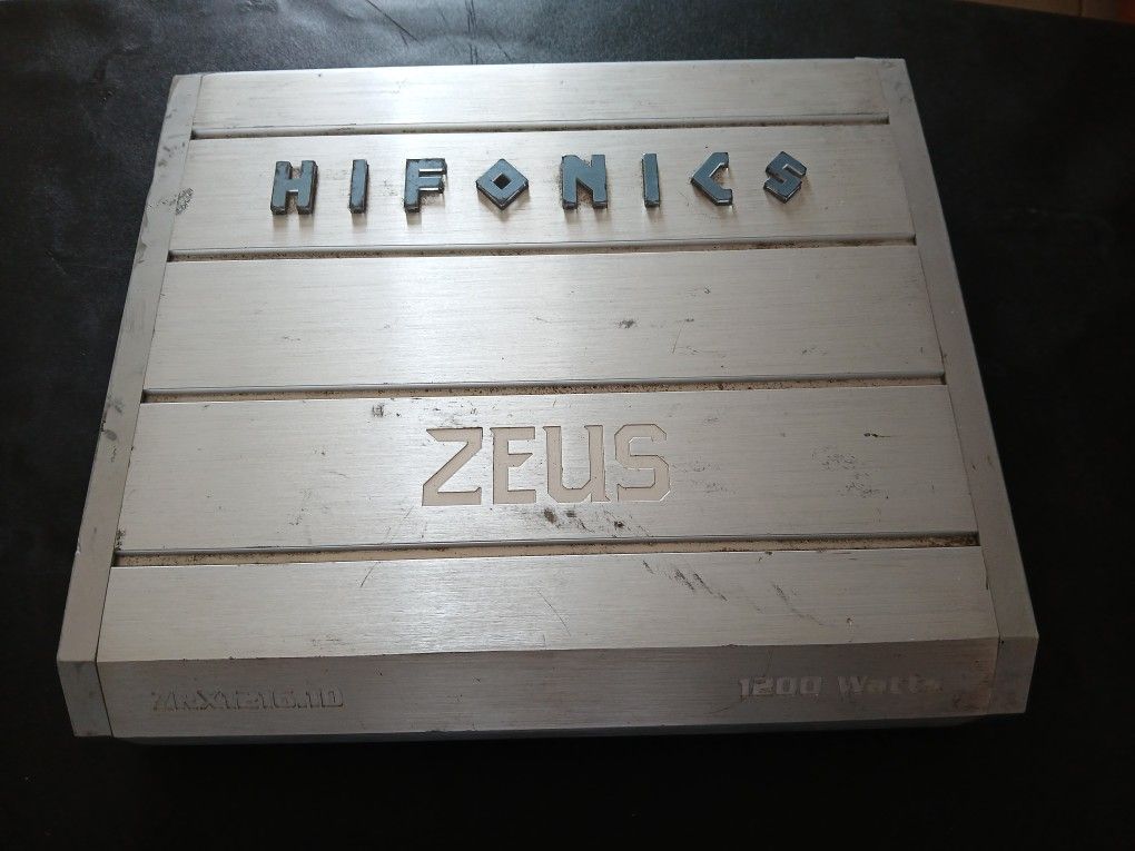 HIFONICS  ZEUS  AMP