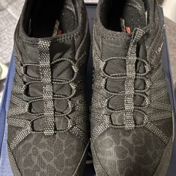 Skechers Memory Form 8.5 