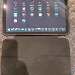 iPad 11th Gen (A16 Chip) - Wi-Fi + Cellular (Unlocked) - Like New