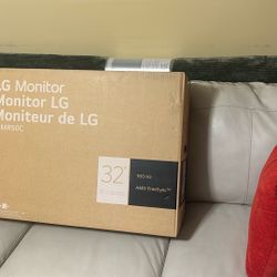 LG Monitor 32 100HZ Free Sync 