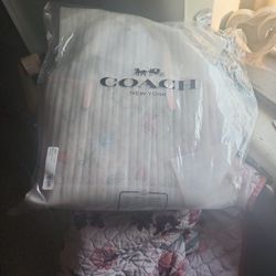Coach Tote Purse  New