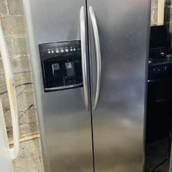 Excellent Condition Side By Side Delivery Included