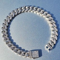 Brand New 8mm 18cm Moissanite Cuban Chain Bracelet 925 Sterling Silver 18K Gold Plated with Certificate.