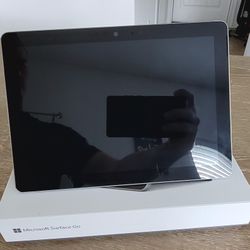 Microsoft Surface Go